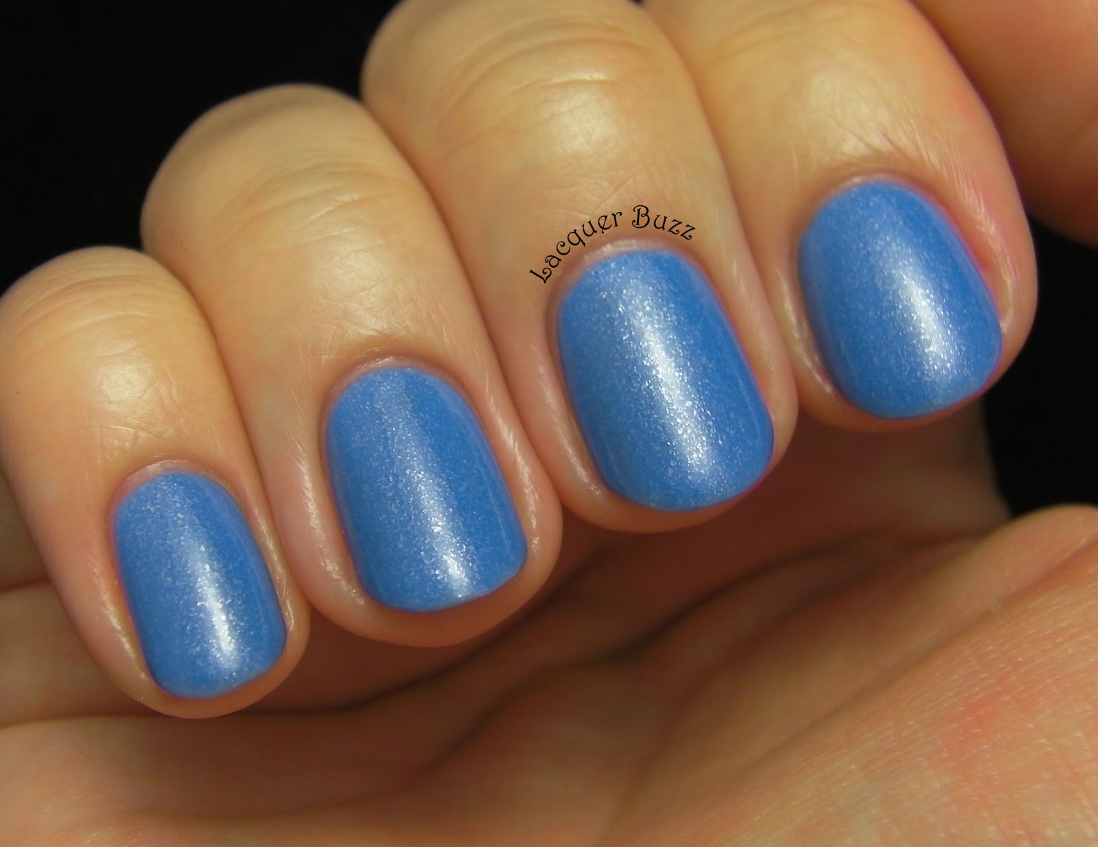 Lacquer Buzz: Monday Blues: Essence Goofy Blue