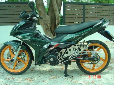 Modifikasi Yamaha Jupiter MX Tema Hijau Modifikasi Yamaha Jupiter MX Tema Hijau
