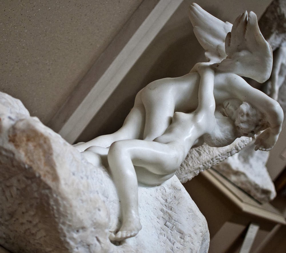 Puthja e engjellit-Auguste Rodin