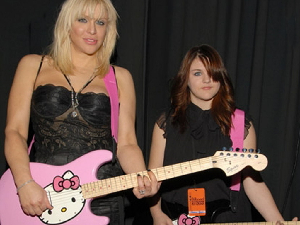 http://2.bp.blogspot.com/-RZt9Jt5pMTg/TxHGQYcHOWI/AAAAAAAAAI8/XxIkf1SoSnU/s1600/Courtney-Frances-Bean-courtney-love-1536206-1024-768.jpg