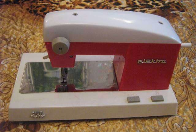 Вышивка на швейной машине janome 797