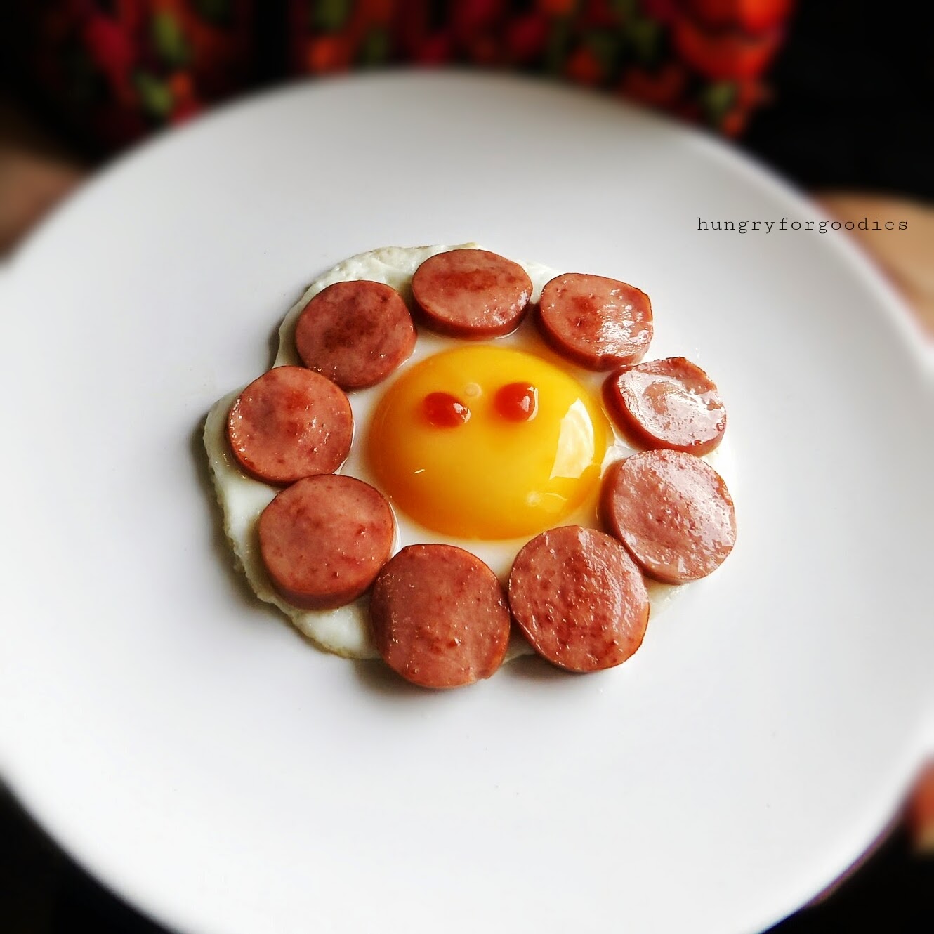 Fried Eggs With A Cute Smile Embroidery Fried Eggs With A Cute Smile Embroidery