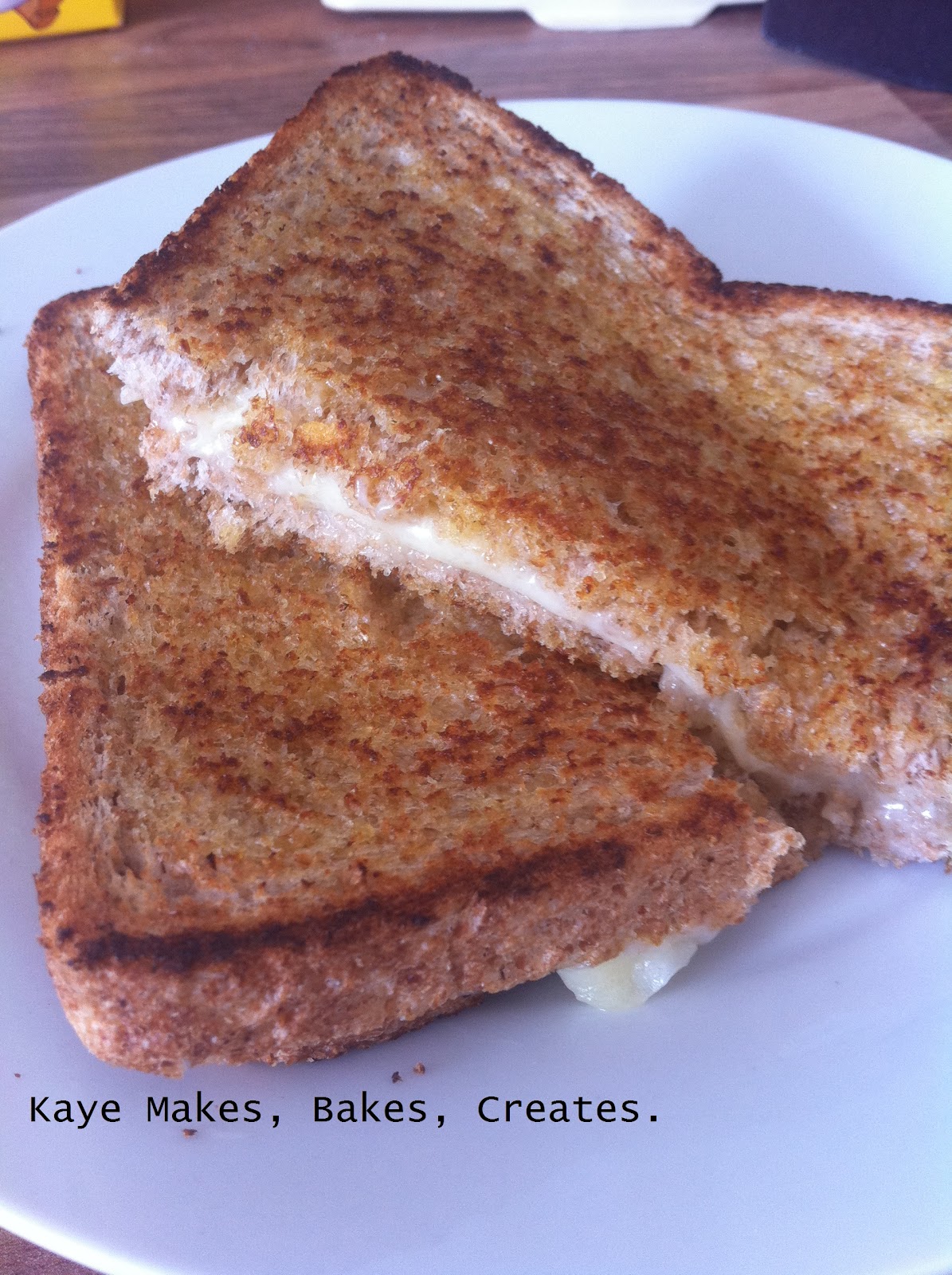 Kaye Makes, Bakes, Creates. A toddler friendly lunch grilled cheese