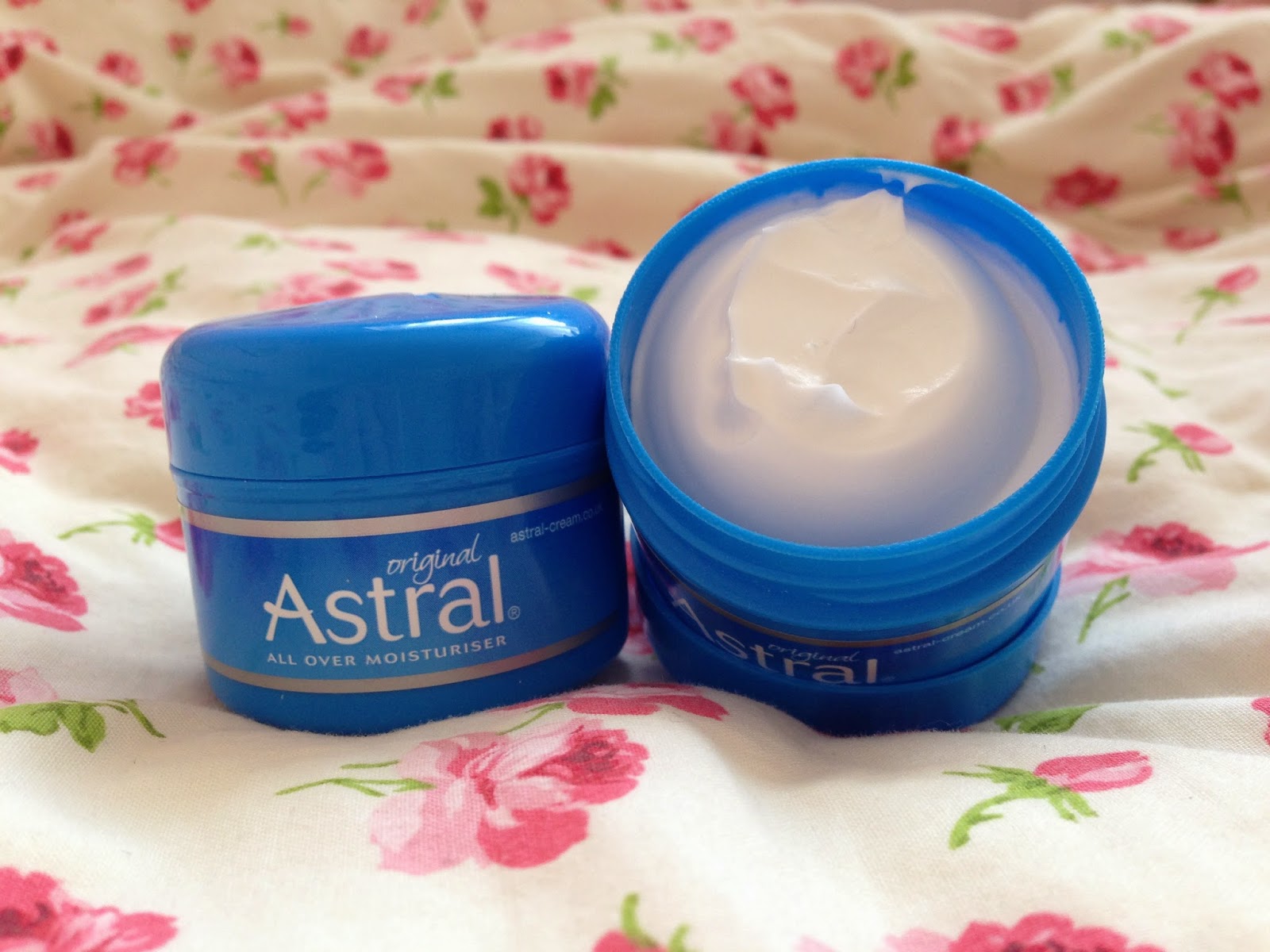 Jessica's Journal UK Beauty & Lifestyle Blog Astral All Over Moisturiser