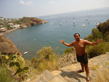 Tony on the cliffside of Panarea