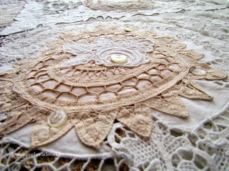 Suziqu's Threadworks Doily and Lace Quilt Now Completed