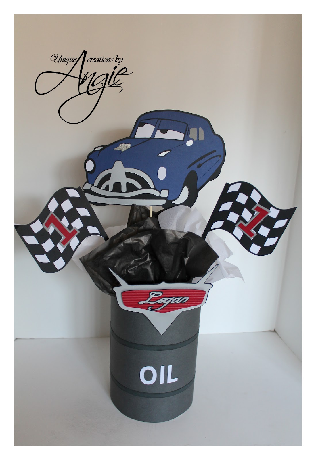 SCRAPPIN MEMORIES: Disney cars centerpieces