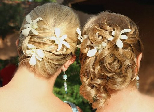 Shaadi Beach Wedding Hairstyles With Flowers