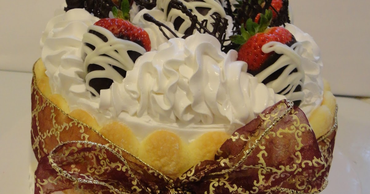 Strawberry Bavarian Cream Ladyfinger Cake