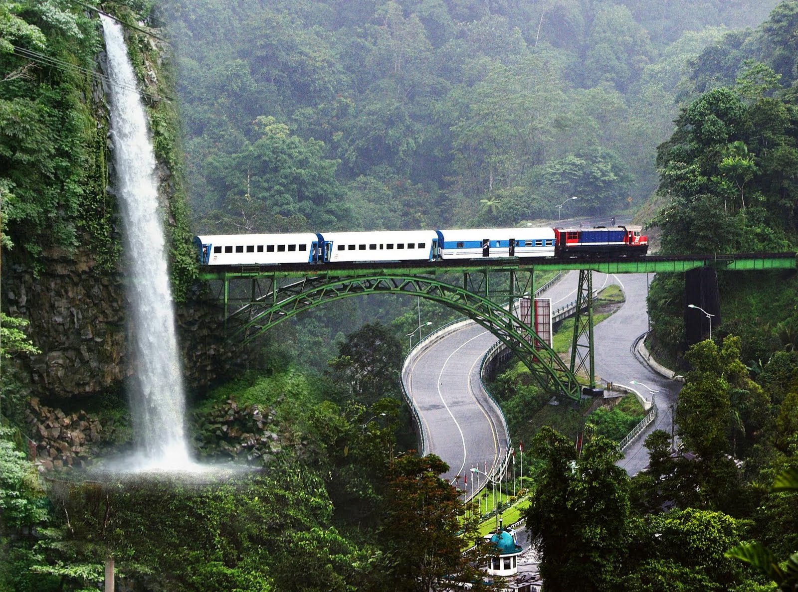 Pesona Air Terjun Lembah Anai Sumatra Barat