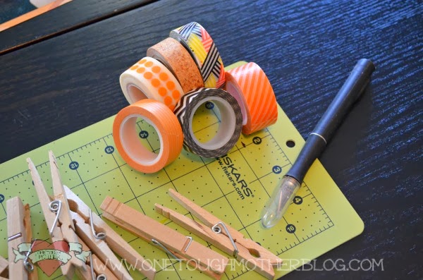 Halloween Photo Garland | www.sweetteaandsavinggraceblog.com Halloween Photo Garland | www.sweetteaandsavinggraceblog.com