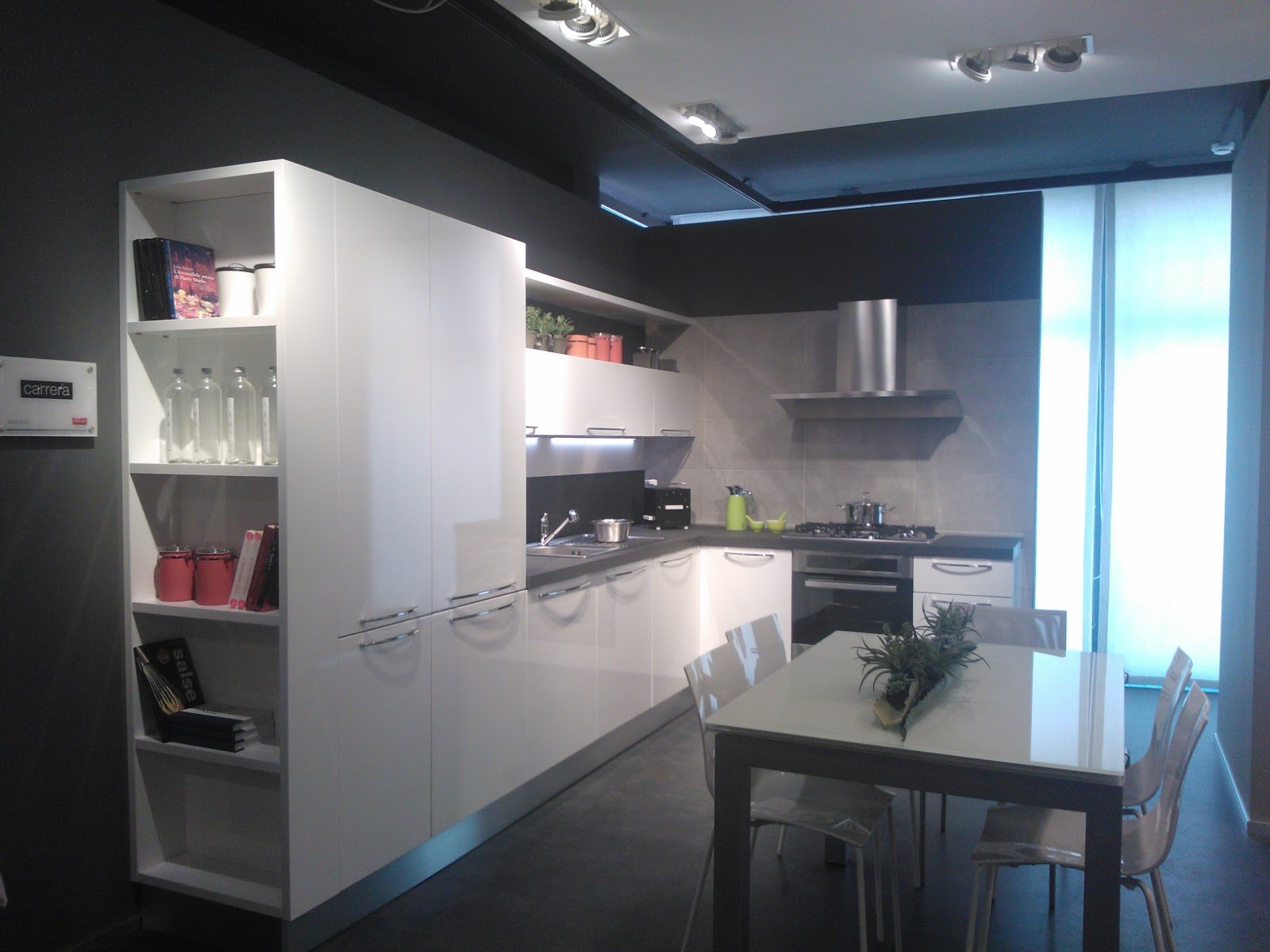 DOMUS ARREDI: La nuova CARRERA di Veneta Cucine .. vieni a scoprirla ... DOMUS ARREDI: La nuova CARRERA di Veneta Cucine .. vieni a scoprirla ...