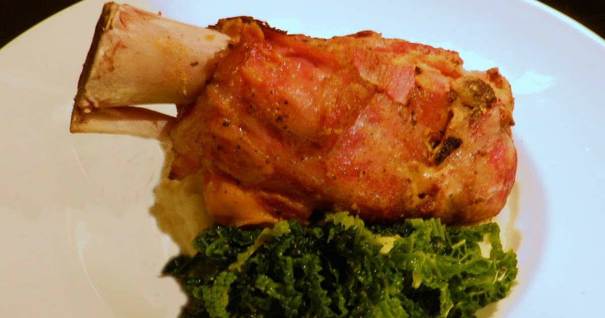 KELLY cooks... Slow cooked Ham Hock