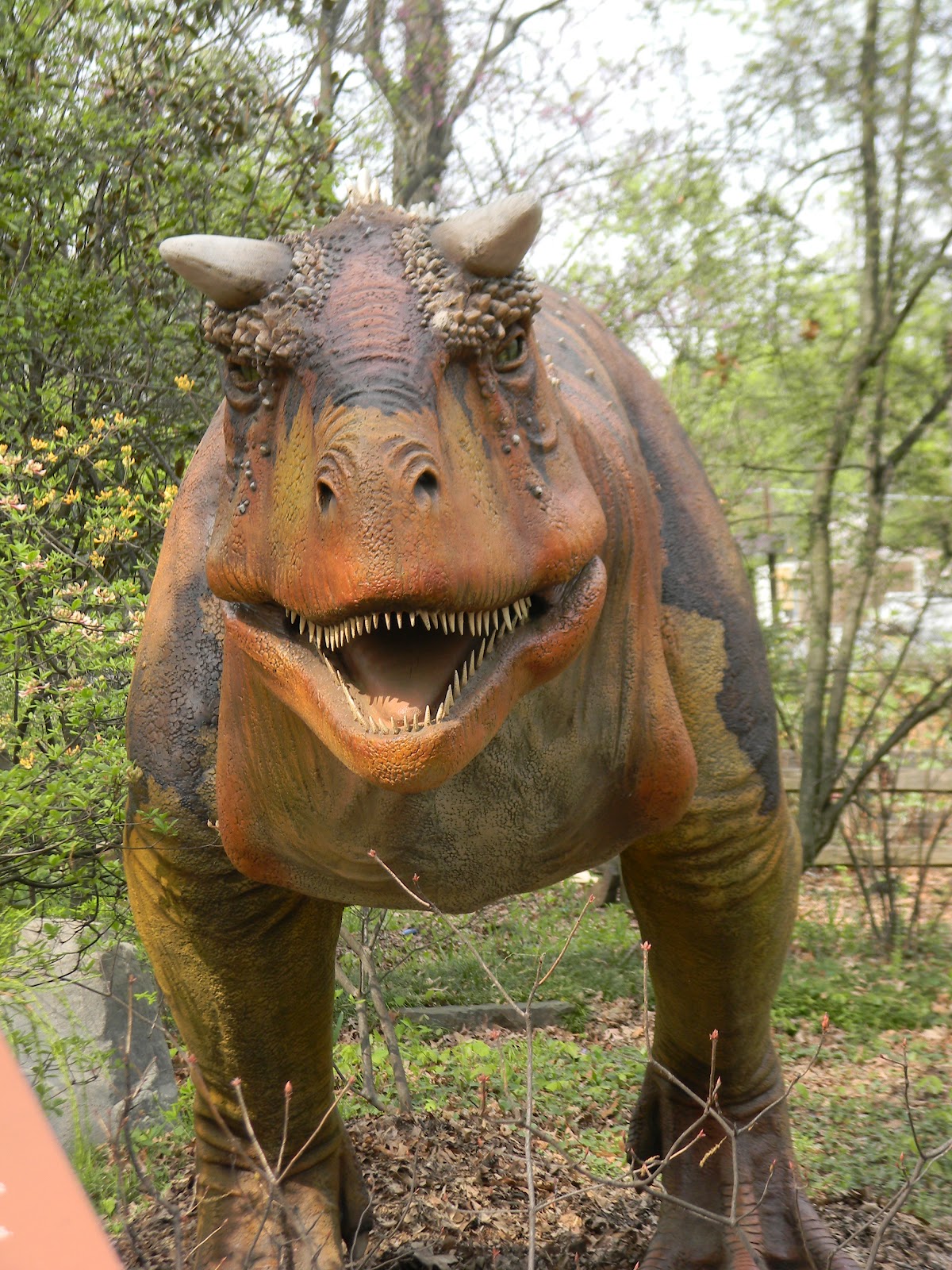 Mothers Of Memphis Dinosaur Exhibit at the Memphis Zoo!! My Review