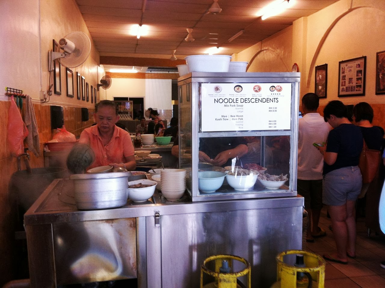 Noodle Descendants, Kuching