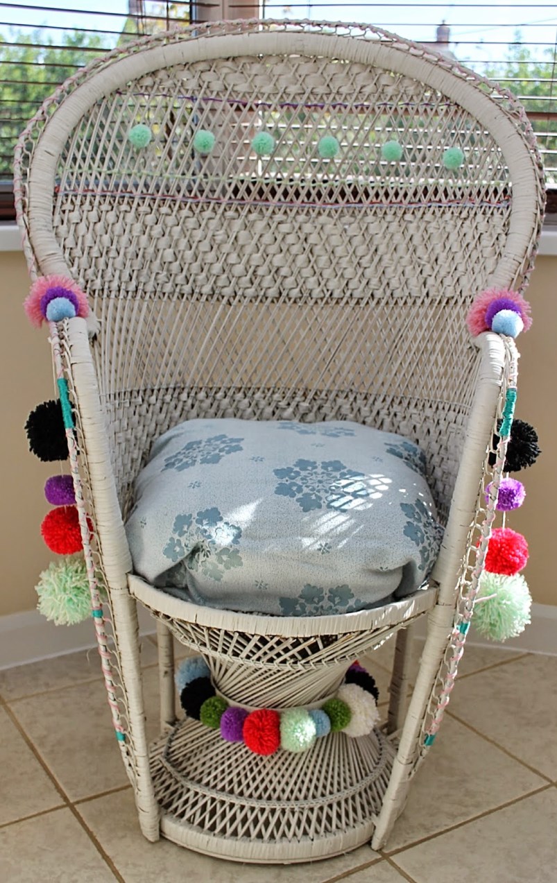 Do it yourself ideas and projects DIY Peacock Chair Ideas