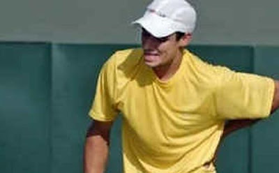 نقره لتكبير أو تصغير الصورة ونقرتين لعرض الصورة في صفحة مستقلة بحجمها الطبيعي