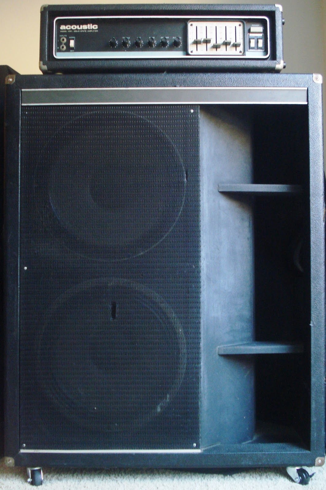 [Discussion] Does anybody play through a bass amp, if so, what's your