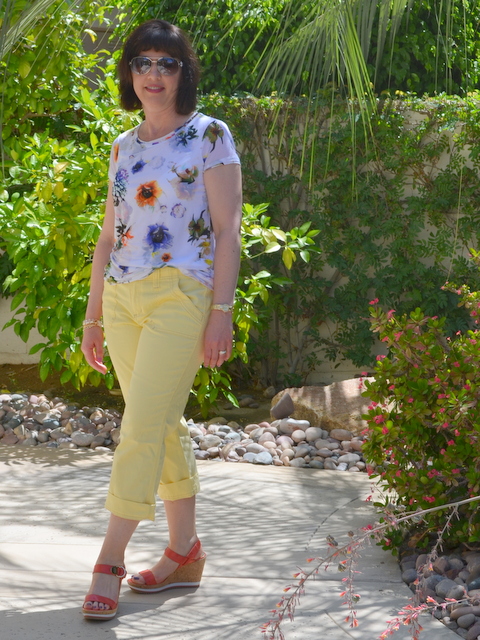 Classic Fit Crop pants in yellow by Jag Jeans Classic Fit Crop pants in yellow by Jag Jeans