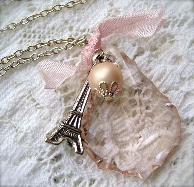 Bumbershoot Designs and Supplies Featured Artist. Ann Tatum of Duct