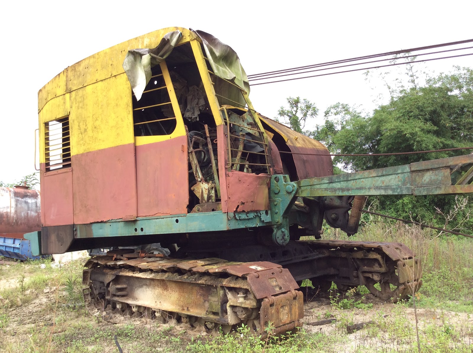 Sheng Weng Heavy Equipment & Parts Trading. Used RB Dragline Machine