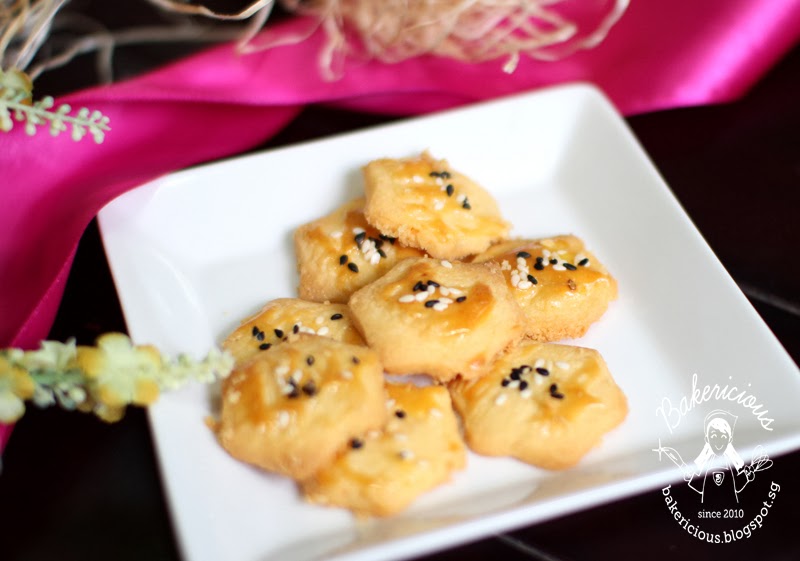 Bakericious: salted egg yolk cookies Bakericious: Salted Egg Yolk Cookies