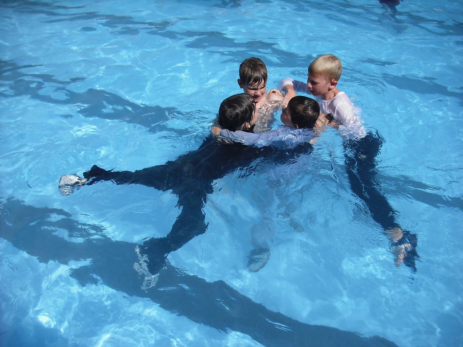 Room 2 Clifton Terrace School Nelson Swimming Survival by E.S. and L.D.