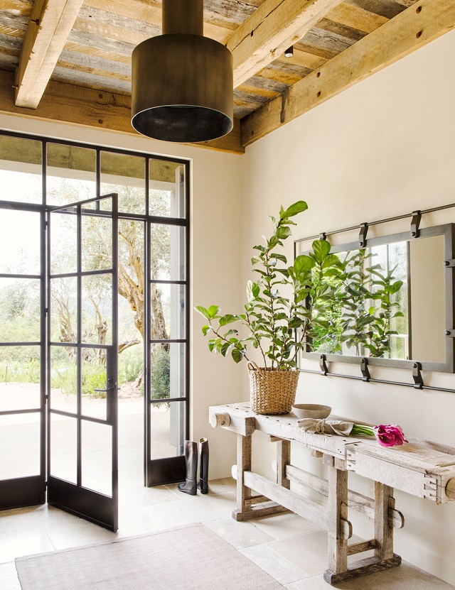 Mix and chic: home tour a streamlined, modern rustic california home!