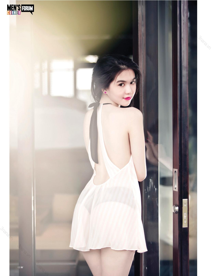 ngọc trinh khoe hàng