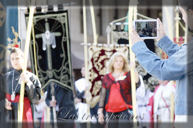 Otra del Domingo de Ramos con la tablet... Domingo de Ramos en Elche_Elx