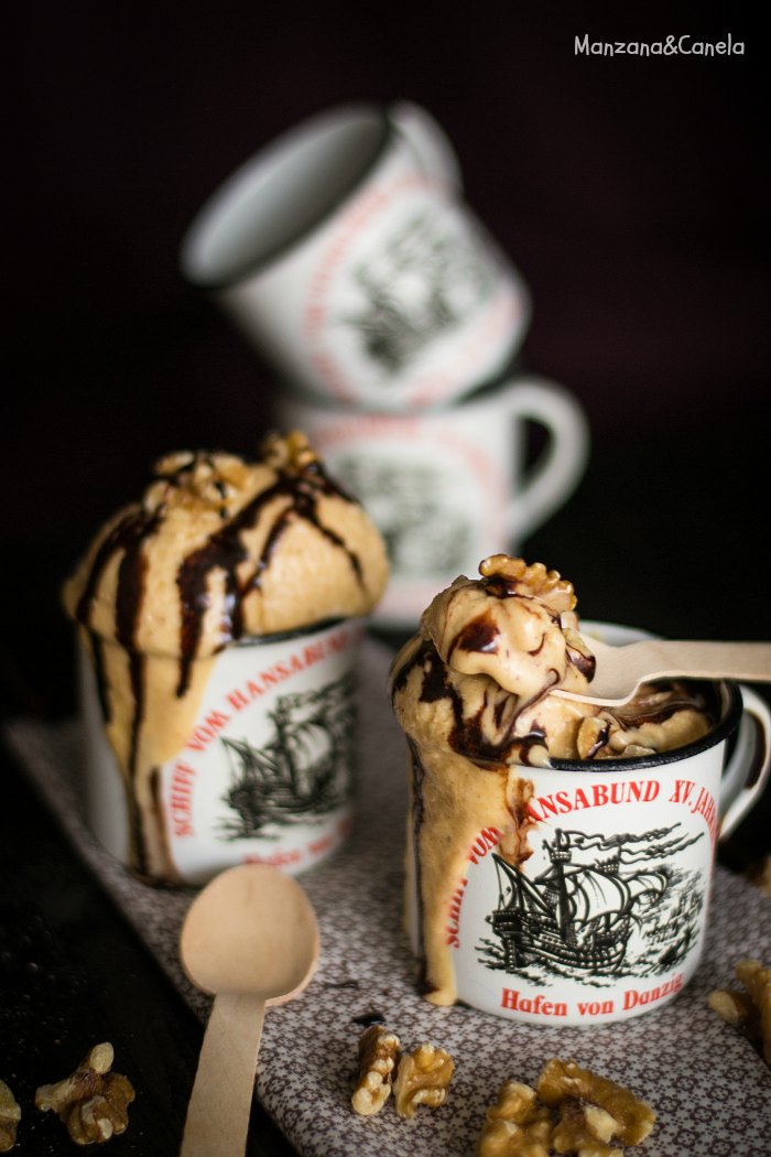 Helado de nata y praliné de nueces