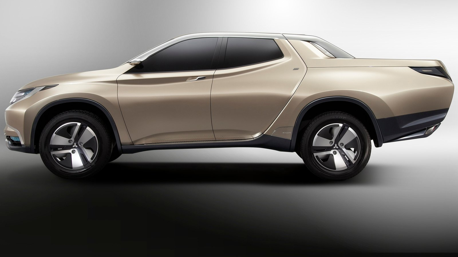 Nova Mitsubishi L200 2015 Preview Nova Mitsubishi L200 2015 Preview