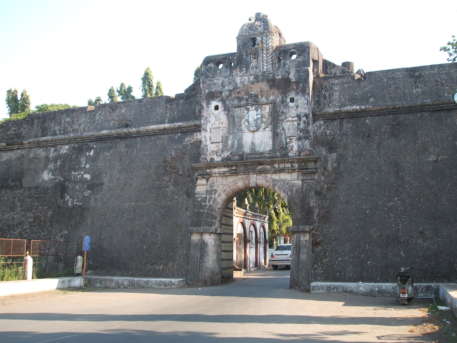 Daman Fort