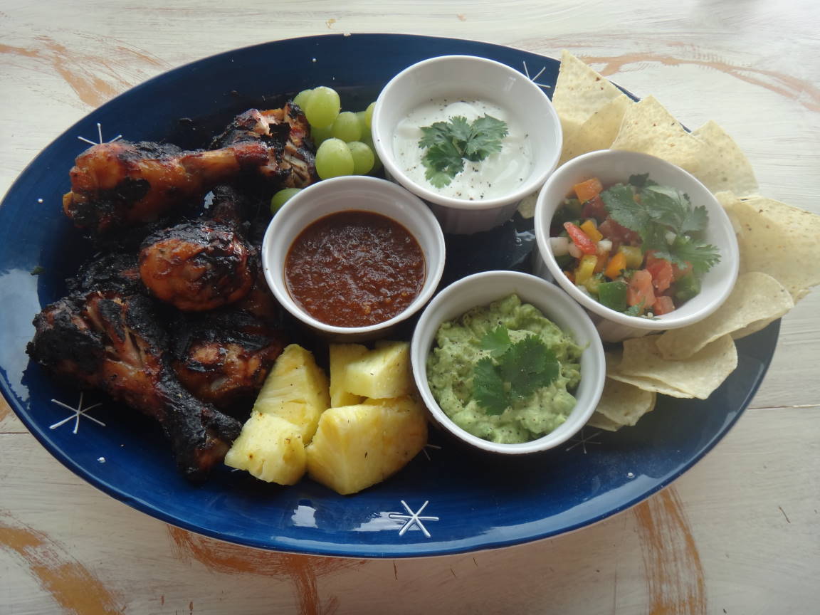 ~Framboise Manor~: party-finger-food-platter friday and happy canada day!