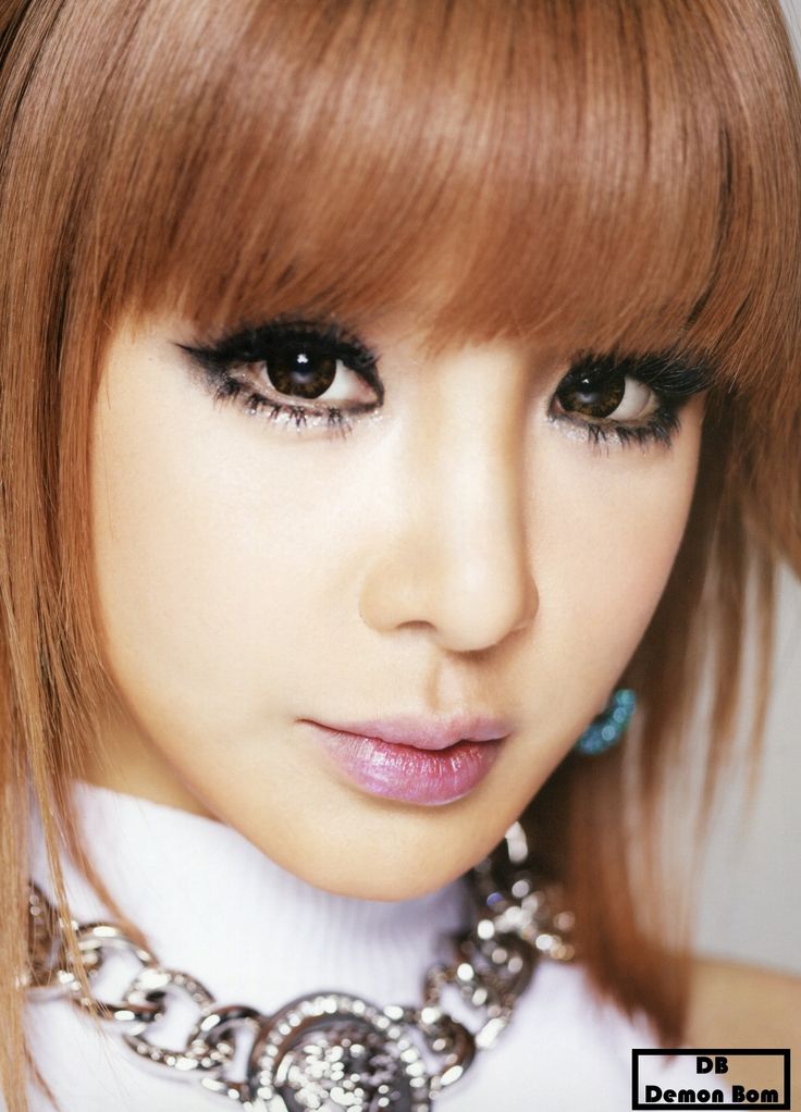 2NE1 Park Bom Makeup Tutorial feat. Martina (Eat Your Kimchi) - From
