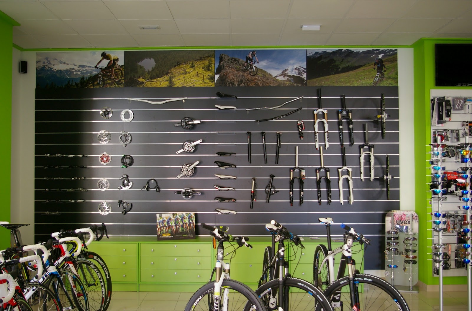 Llansola - Interiorismo comercial -: abril 2012