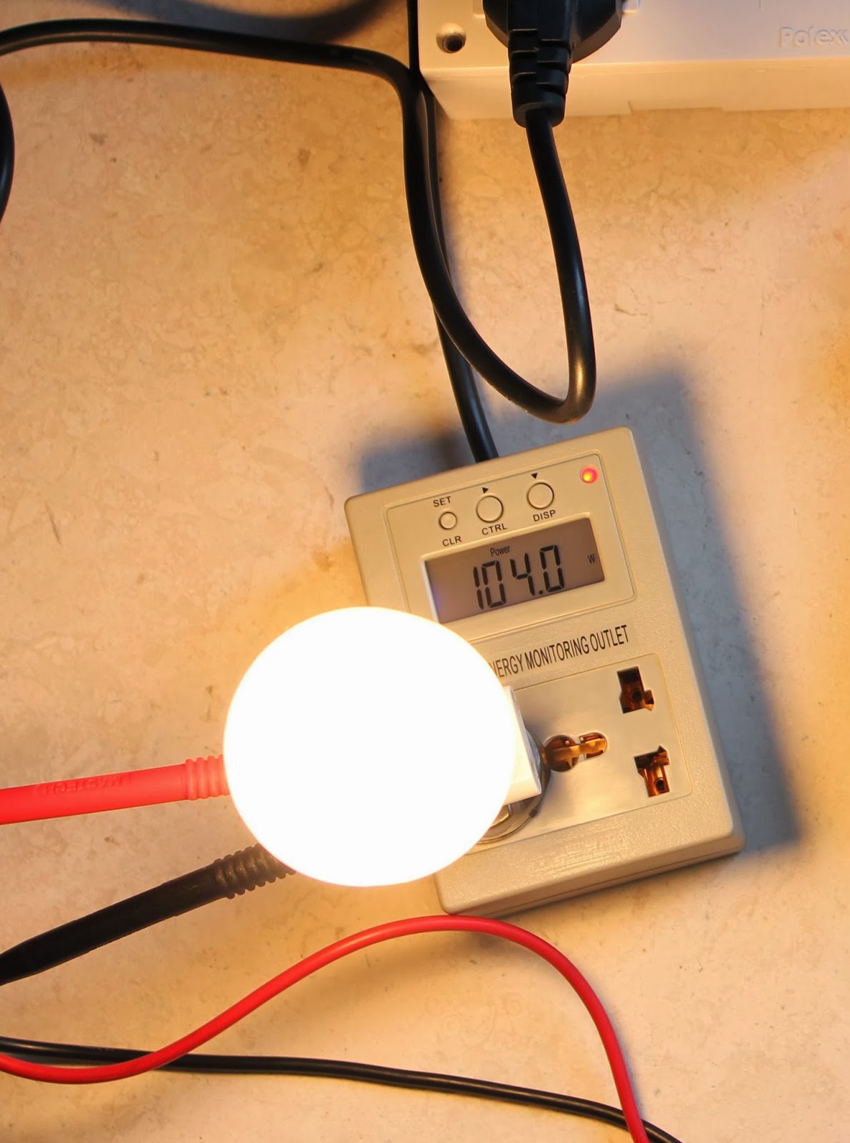 Measuring the hot resistance and cold resistance of Incandescent Bulbs