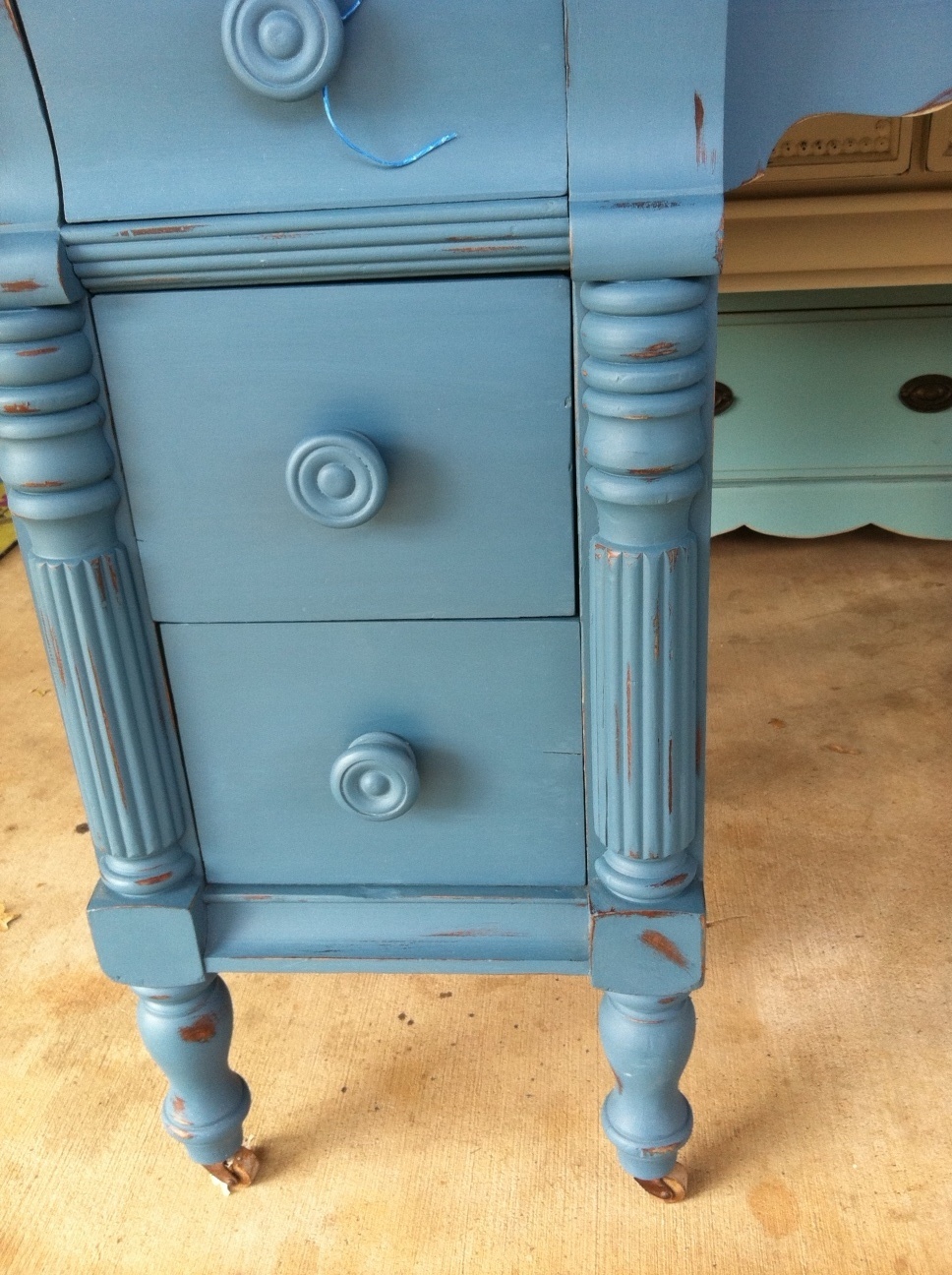 The Funkie Munkie Furniture Chalk Paint REDO! Vanity Dressing table!