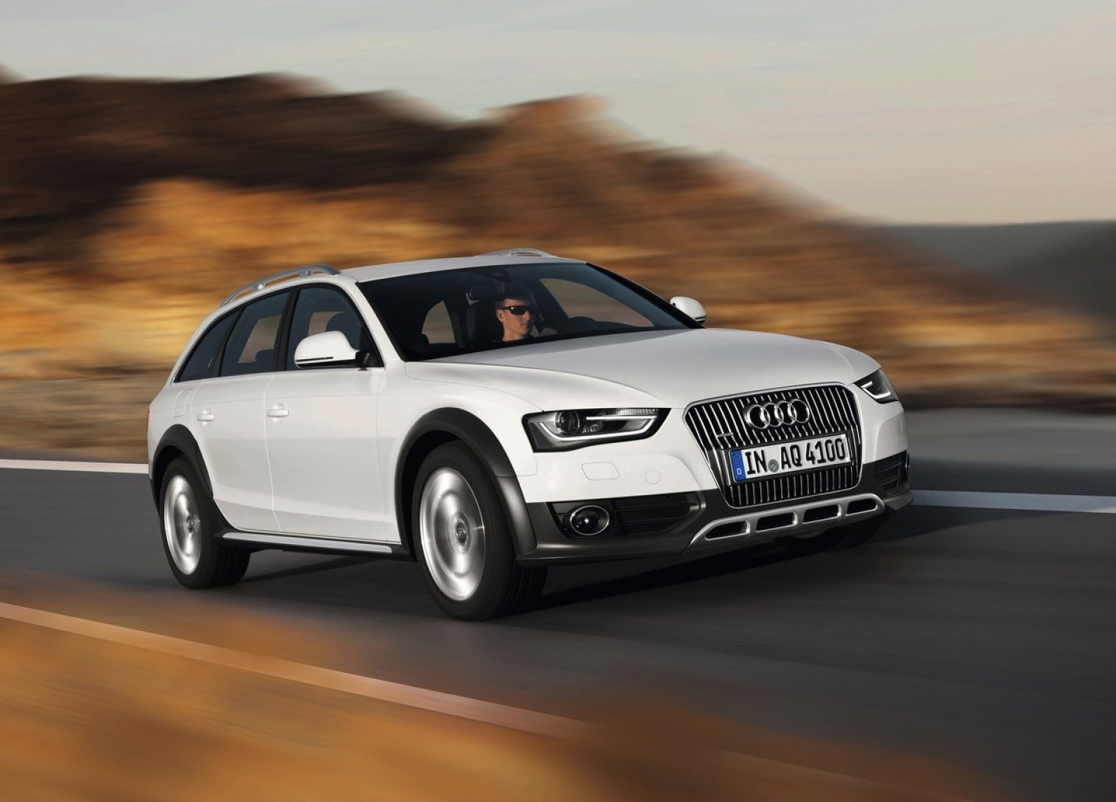 http://2.bp.blogspot.com/-S1nZKaTj9uc/T6p2D0_LX0I/AAAAAAAAGmA/TWLgmtrQV8A/s1600/Audi-2013_A4_allroad_quattro_wallpaper-1600x1200_0006.jpg