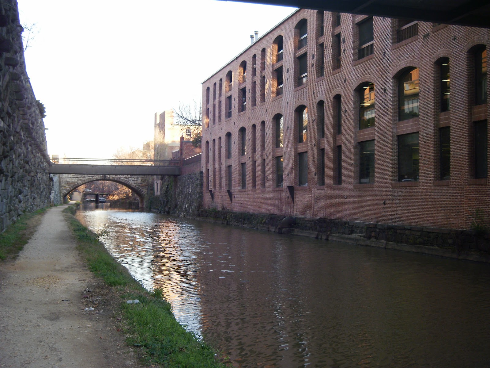 A Flâneur in Washington, DC Along the C&O Canal in
