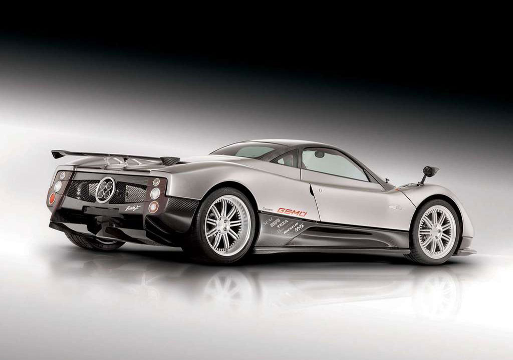 Zonda Side View