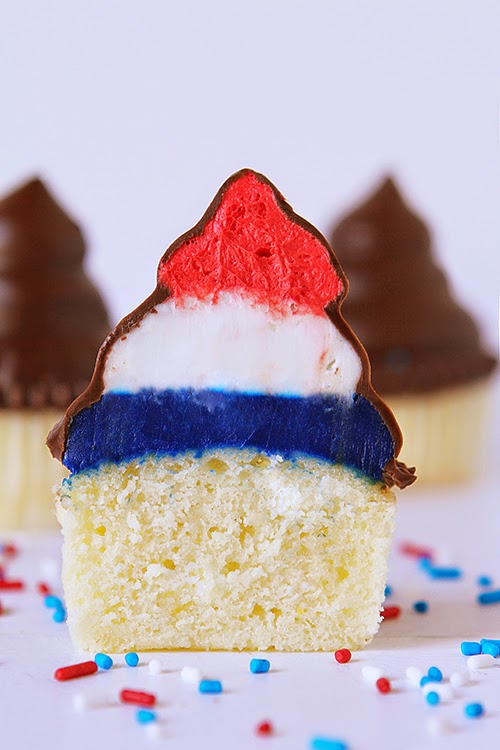 http://iambaker.net/patriotic-hi-hat-cupcakes/