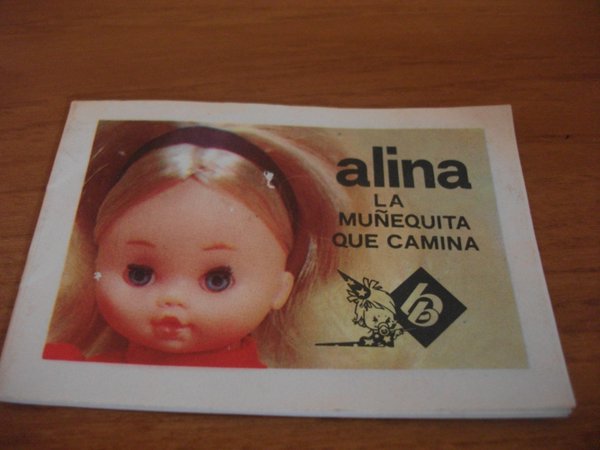 muñeca alina años 70