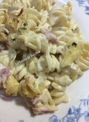 Espirales En Salsa Carbonara Sencilla 
