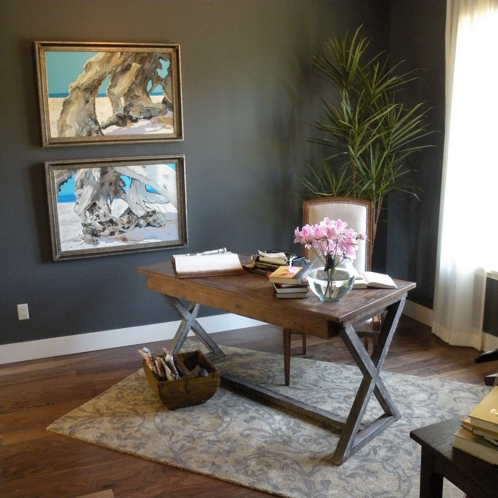 FreeHand Studios Fine Art In Interior Design