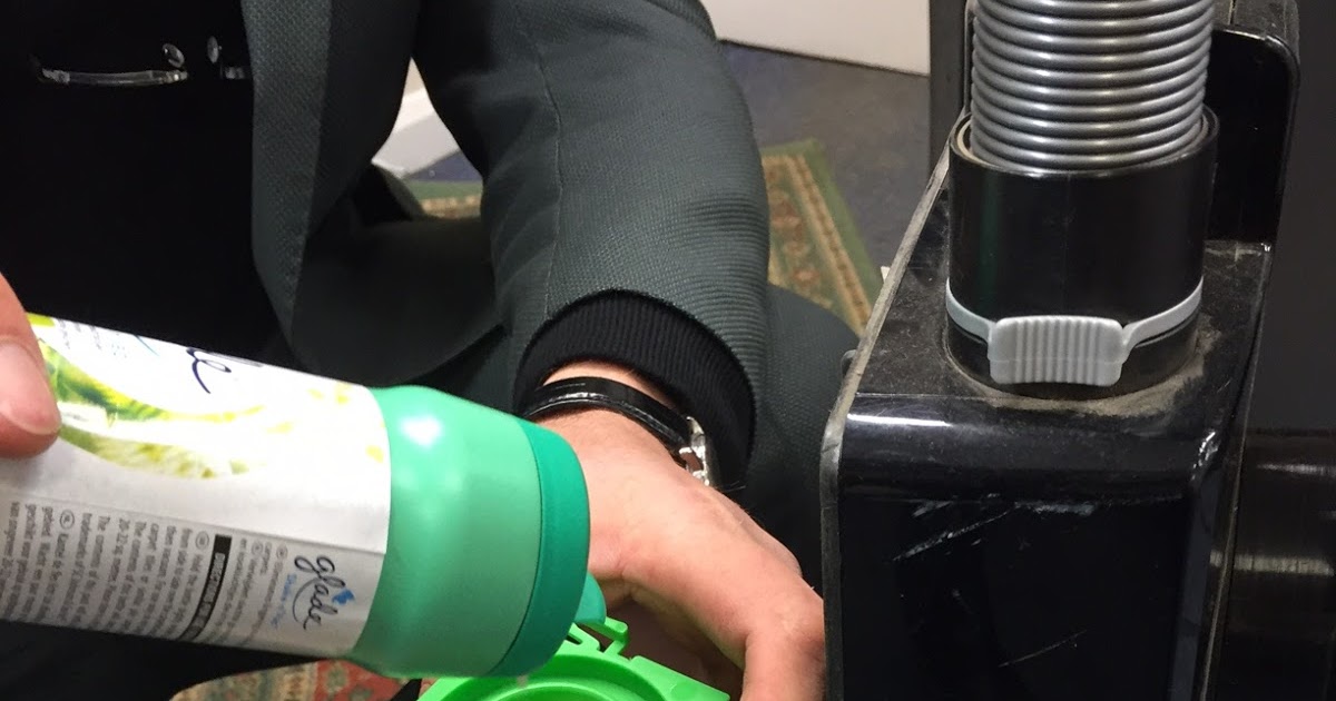 Cleaning Trade Secrets. Keep Your Vacuum Cleaner Smelling Fresh