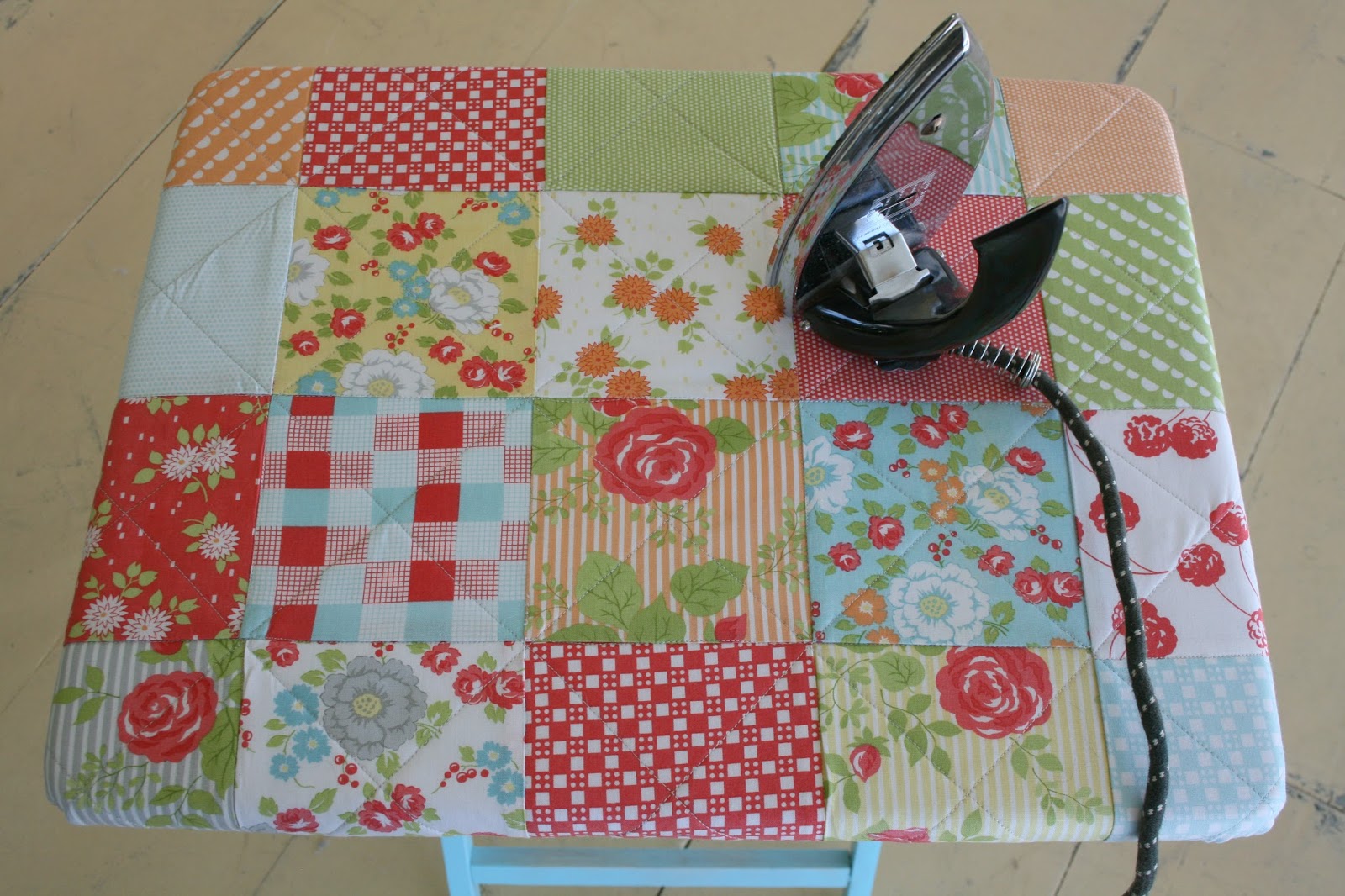 THE QUILT BARN Mini Ironing Table Tutorial