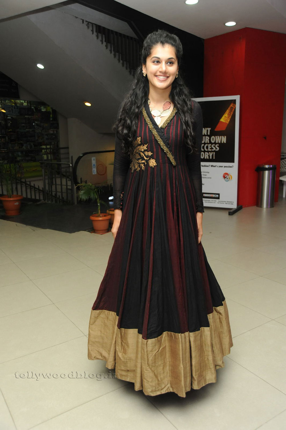 Taapsee latest Picturess at sahasam sm 006.jpg