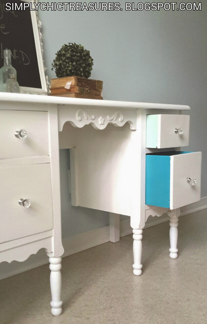 simply chic treasures Small Vanity desk