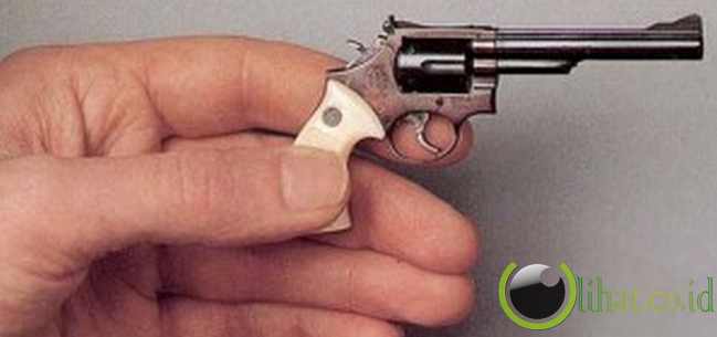 Senjata Mata Mata Senjata Mata Mata